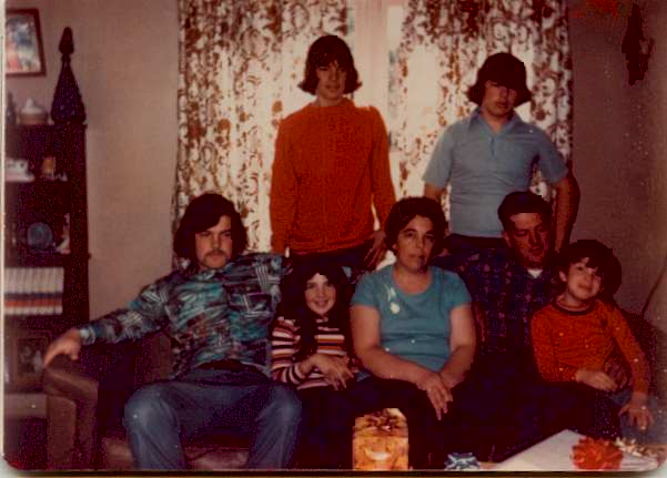 family_1975.jpg